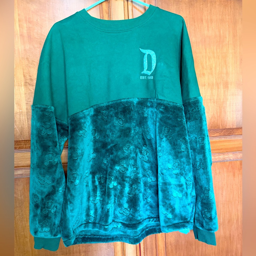 Green Sherpa Disneyland spirit jersey